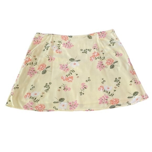 Abound Yellow Floral Lightweight Lined Mini Skirt Side Zip Skater Cottagecore - Picture 3 of 13